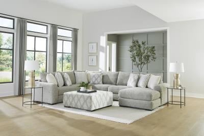 Light gray sectional with chaise